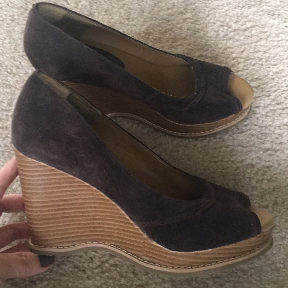Mossimo peep toe wedges